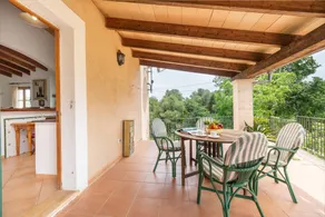 Chalet avec barbecue, jardin et terrasse - Image 4