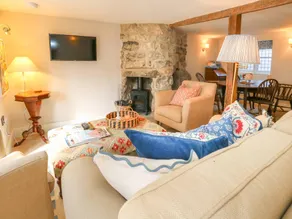 Cottage with garden & barbecue | Beach view - Image 4