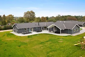 18 Person Holiday Home in Tisvildeleje - Image 2