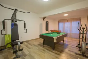 Ferienhaus mit Grill, Garten und privatem Pool - Image 2
