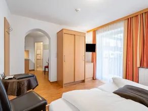 Flat with garden | Mountain view - Image 3