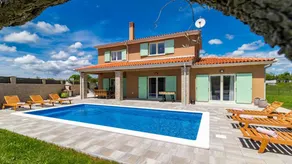 Villa totalmente equipada con barbacoa, terraza y piscina privada - Image 2