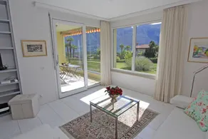 Moderne Wohnung in gepflegter Residenz mit Hallenbad - Image 3