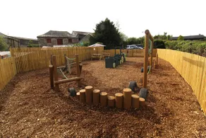 Children-friendly cottage with garden & barbeque - Image 2
