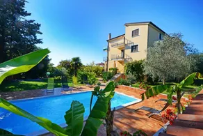 Beautiful apartment with garden, barbeque & terrace - Image 4