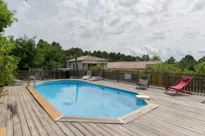 Holiday Home 'Le Pequelet' with Shared Pool, Wi-Fi and Air Conditioning - Image 2