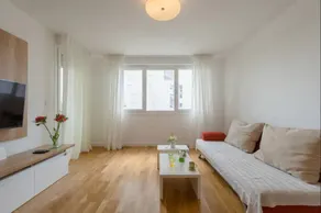 Apartment White Gardenia (ST) - One Bedroom Apartment with Balcony - Image 2