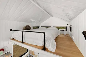 Rustic Tiny House near Toolangi State Forest for Glamping in Victoria - Image 4
