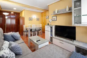 Wohnung mit privatem Pool und Garten | Stadtblick - Image 3