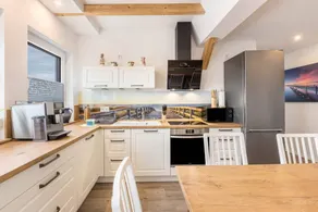 Flat with garden & barbeque | Garden view - Image 4