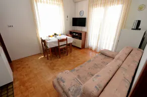 One bedroom apartment with terrace and sea view Zadar - Diklo, Zadar (A-15338-d) - Image 2