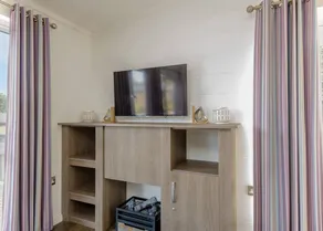 Family-friendly chalet with terrace | Next to the beach - Image 2