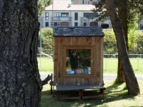 Unique accommodation with pool | River view - Image 5