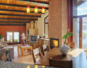 Holiday home | Mountain view - Image 2