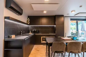 Charming holiday home with terrace | Dogs allowed - Image 3