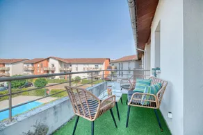 Beautiful flat with heated pool & terrace | Suitable for remote work - Image 2