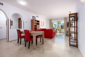 Spacieux appartement convivial et familial avec internet haut débit, piscine et terrasse | Vue mer | Plage à proximité | Adapté au travail à distance | Avec animaux admis - Image 5