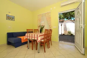 Apartment with barbeque | Sea view - Image 4