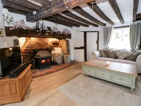 Family-friendly pleasant cottage with garden | Pets allowed - Image 3