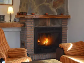 Flat with garden, pool & barbeque - Image 2