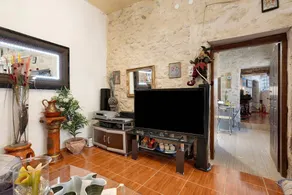 Children-friendly beautiful house with BBQ & terrace | Mountain view | Suitable for remote work - Image 2