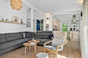 Fully equipped house with pool, garden & terrace | Dogs allowed - Image 5