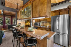 Red Rock Inn - Image 2