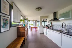 House with terrace, BBQ & private pool - Image 5