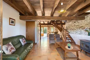 Ferienhaus 'Gîte Merlot' mit Gemeinschaftspool, privater Terrasse und WLAN - Image 4