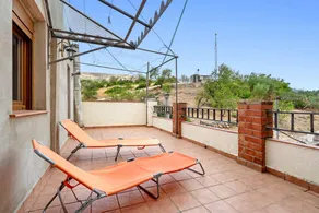 Children-friendly house with garden, barbeque & terrace | Mountain view | Suitable for remote work | Dogs allowed - Image 2