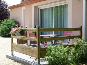 Nice B&B with garden & terrace | Garden view - Image 3