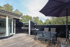 Nice house with terrace - Image 5