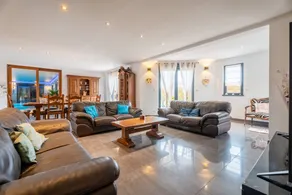 Casa rural ideal para familias con piscina climatizada, terraza y barbacoa | Se admiten mascotas - Image 4