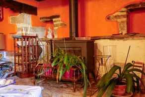 Bed and breakfast with terrace & garden | Garden view | Pet-friendly - Image 4