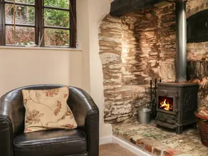 Cottage with garden - Image 3