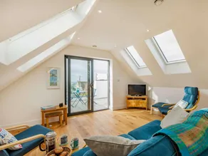 Fully equipped wonderful house with garden | Water view | Dogs allowed - Image 3