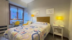 Private room with terrace | Next to Azkuna Zentroa - Image 2