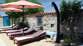 Family-oriented wonderful holiday home with private pool, BBQ & garden | Garden view | Dogs allowed - Image 3