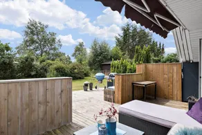 House with BBQ, terrace & garden - Image 2