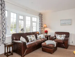 Cottage with garden | Beach view - Image 5