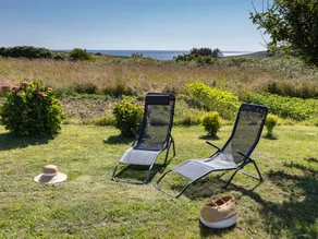 Holiday home with barbecue, terrace & garden | Nature view - Image 2