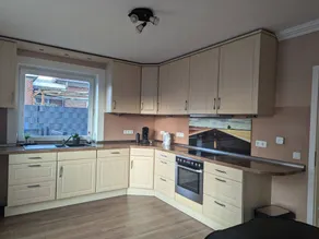 Holiday apartment with garden, BBQ & terrace - Image 3