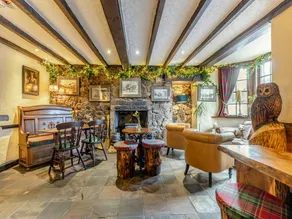 Family-friendly cottage with BBQ & garden | River view | Dogs allowed - Image 2