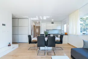 Fully equipped beautiful flat with garden & barbecue | Garden view - Image 4