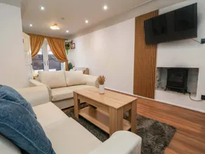 Casa rural apta para familias con jacuzzi y jardín | Se admiten mascotas - Image 4