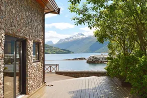 Ferienhaus mit Whirlpool, Terrasse und Sauna | Wasserblick - Image 3