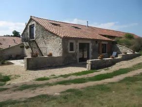 Holiday home with terrace & garden | Garden view - Image 3