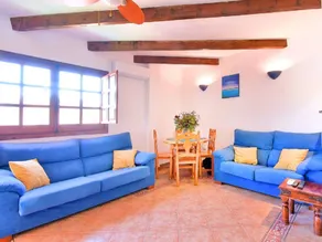 Charming holiday apartment with pool | Close to the beach - Image 3