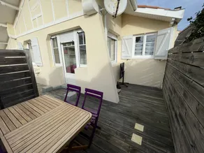 Family-oriented pleasant holiday home with terrace & garden | Close to the beach - Image 2