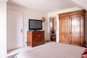 Beautiful bed & breakfast with garden, terrace & pool - Image 4